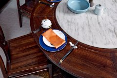 新中式家具廠家對(duì)電動(dòng)餐桌選購要素